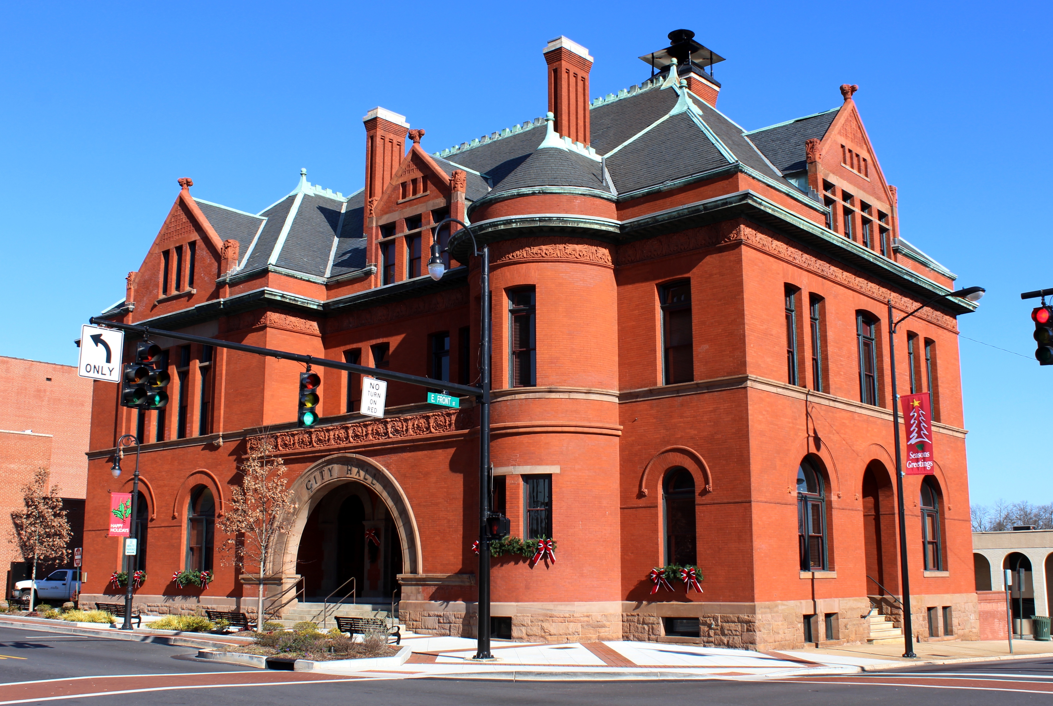 Historic Statesville courthouse with Victorian architecture